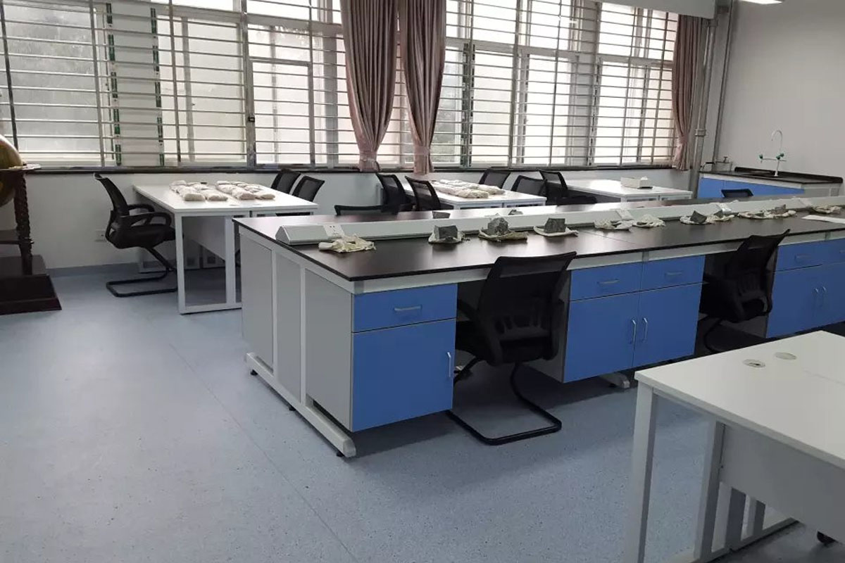 十萬級生物實驗室裝修設計